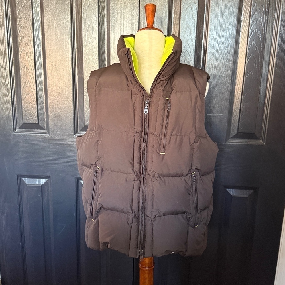 TailorByrd Brown Down Filled Fleece Lined Puffer Vest Mens Size Medium Outdoor